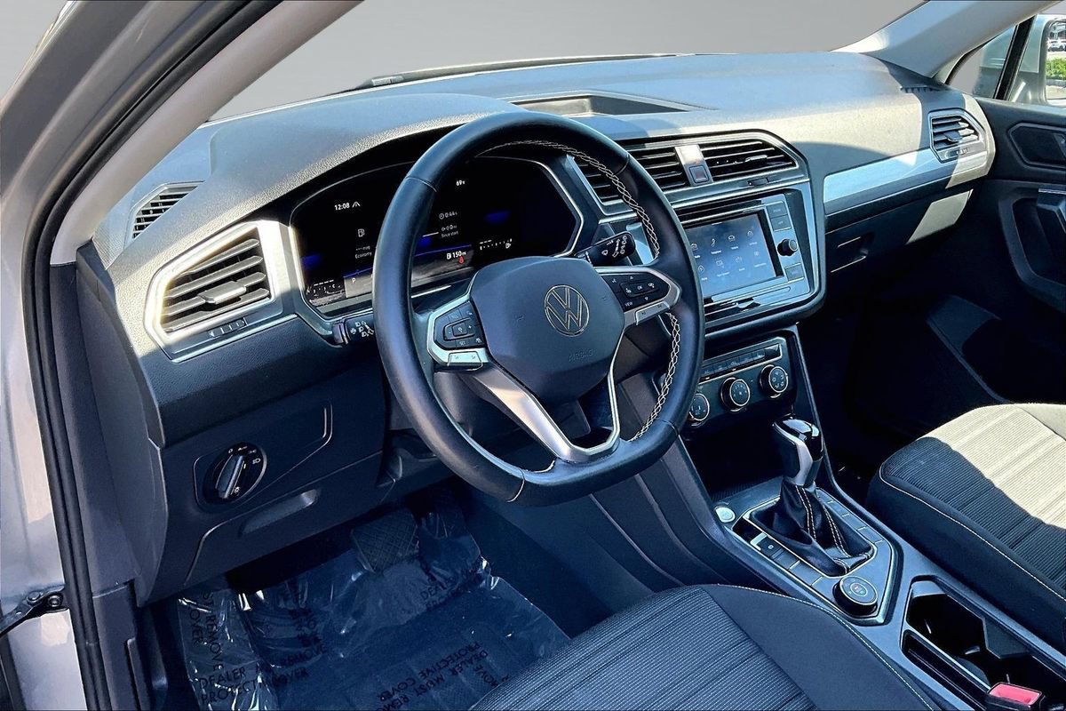 Used 2023 Volkswagen Tiguan S AWD/4WD image 11