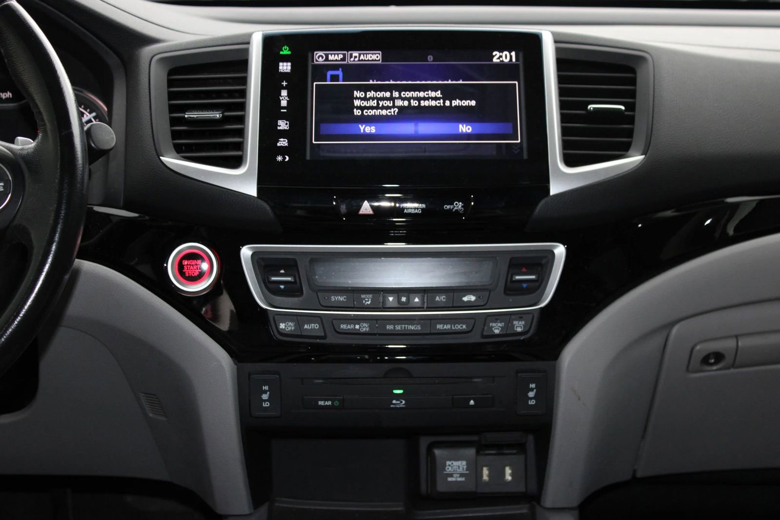 Used 2016 Honda Pilot Touring image 35