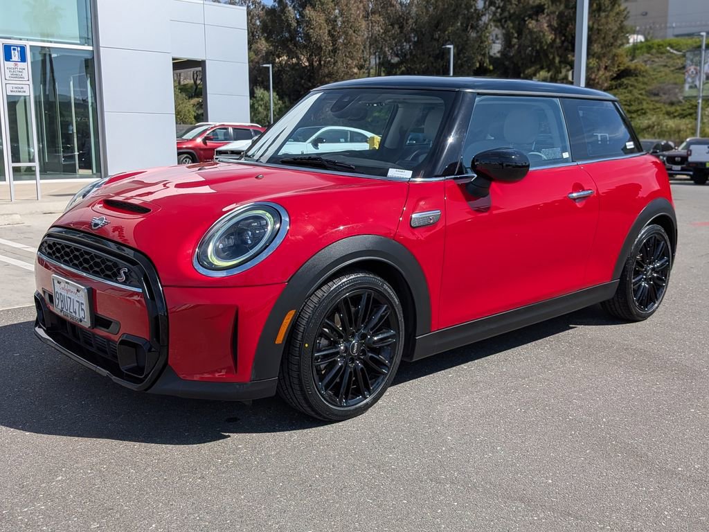 Used 2023 MINI Cooper S w/ Signature Upholstery Package image 1