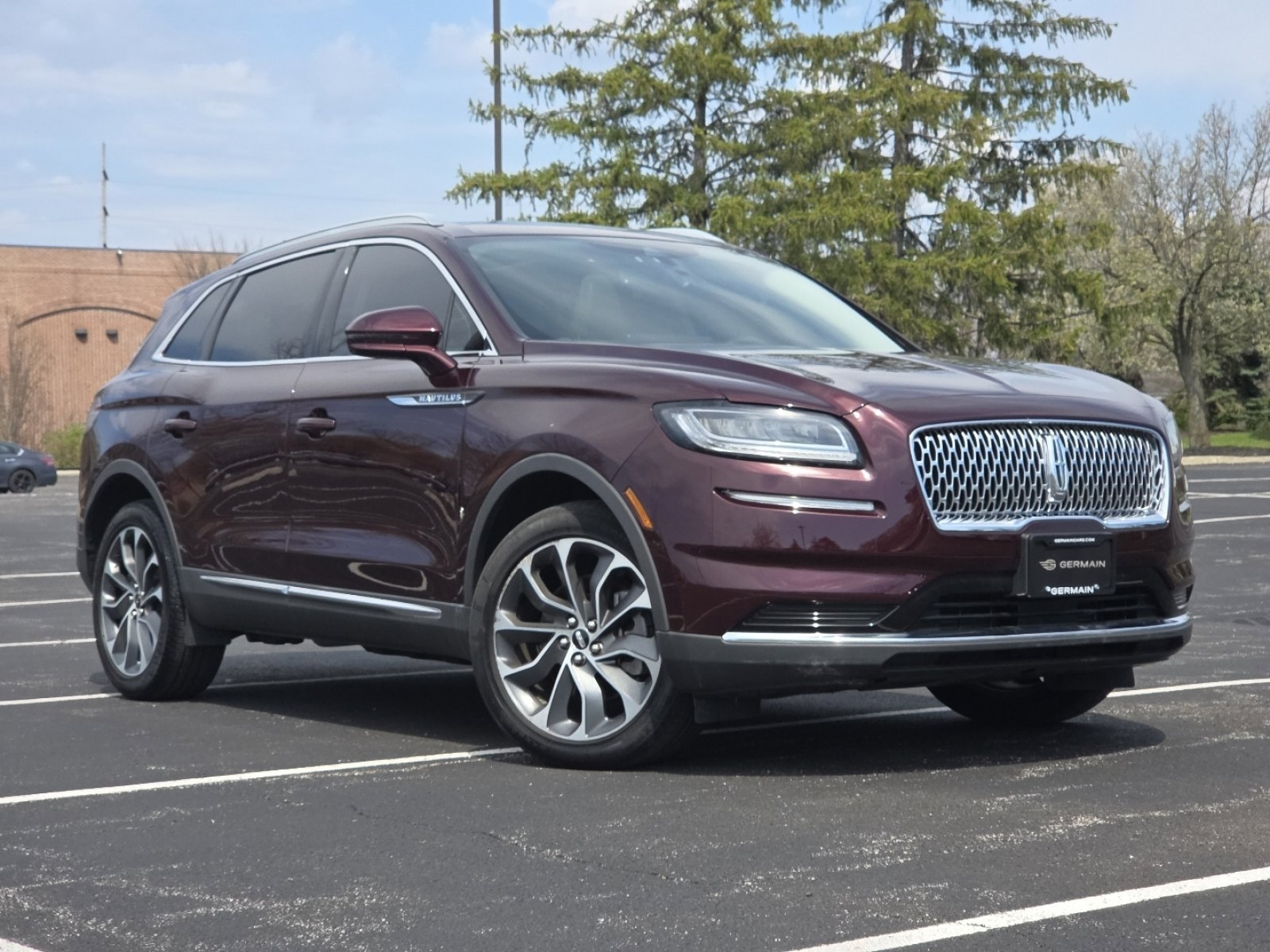 Used 2023 Lincoln Nautilus Reserve video 2