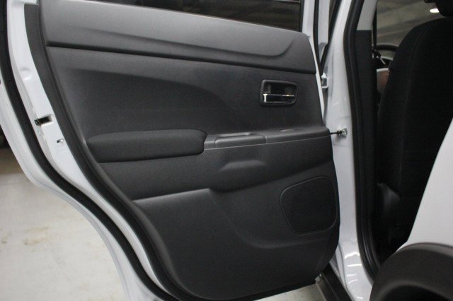 New 2026 Mitsubishi Outlander Sport LE AWD/4WD image 26