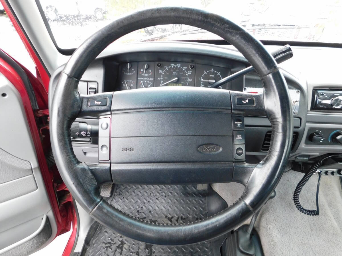 Used 1995 Ford F150 XLT image 7