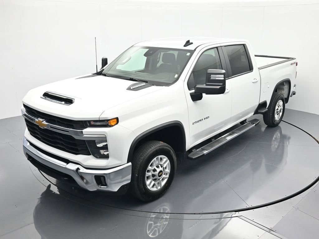 Used 2025 Chevrolet Silverado 2500 LT w/ Convenience Package AWD/4WD image 28
