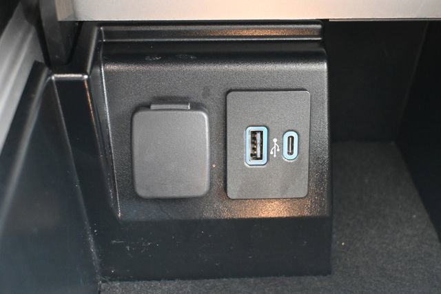 Used 2022 Ford Explorer ST w/ Equipment Group 401A image 32