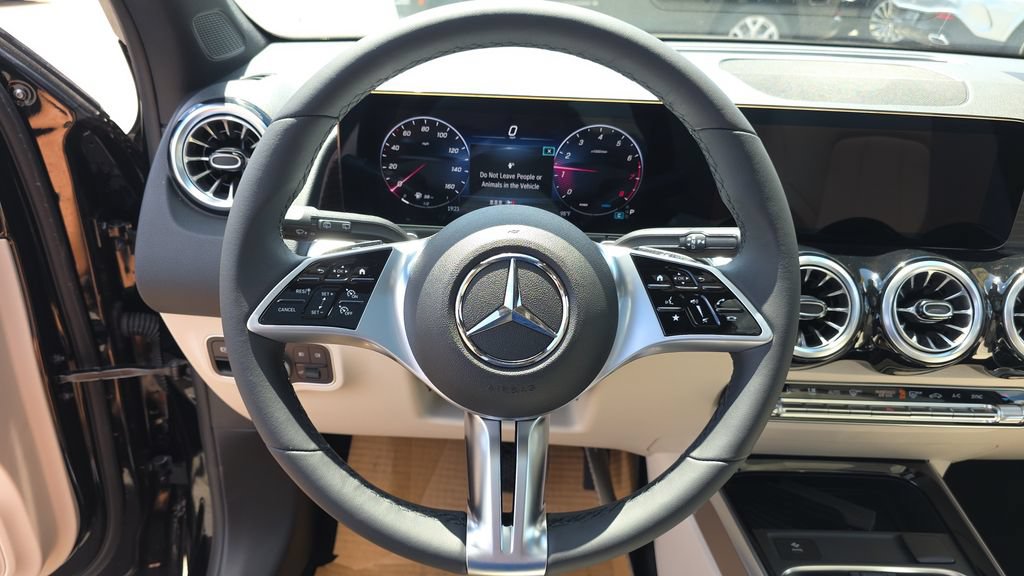 New 2026 Mercedes-Benz GLB 250 image 16