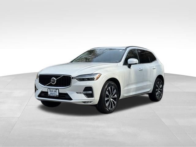 Used 2023 Volvo XC60 B5 Core w/ Climate Package image 3