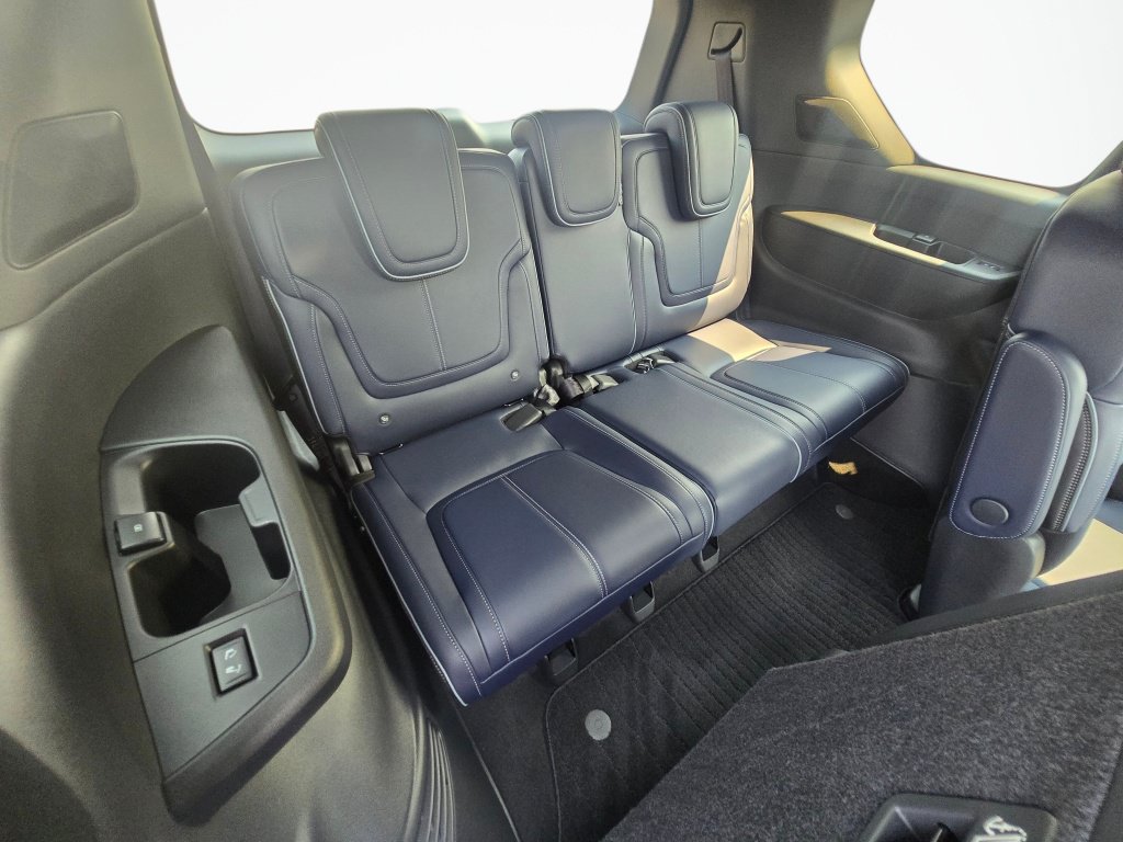 New 2027 INFINITI QX80 Sensory w/ Sport Exterior Package AWD/4WD image 24