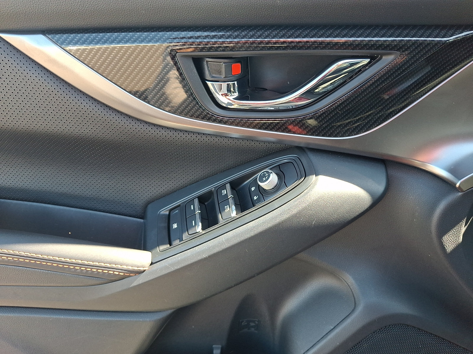 Used 2019 Subaru Crosstrek 2.0i Limited w/ Moonroof Package w/Navigation AWD/4WD image 13