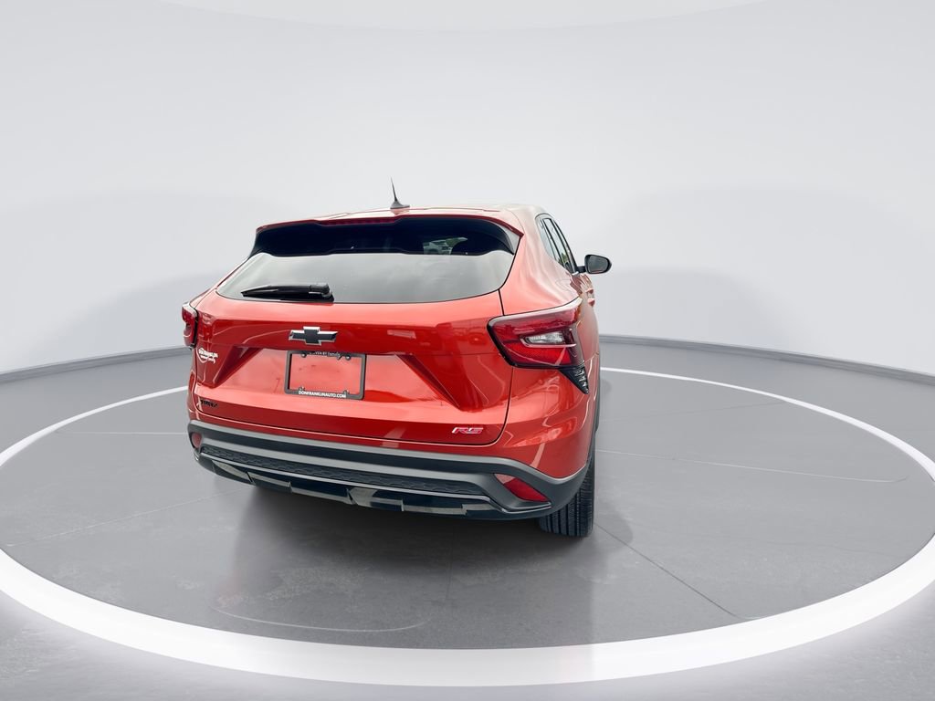 Used 2024 Chevrolet Trax RS w/ Driver Confidence Package image 7