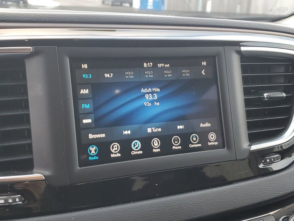 Used 2018 Chrysler Pacifica Touring Plus image 20