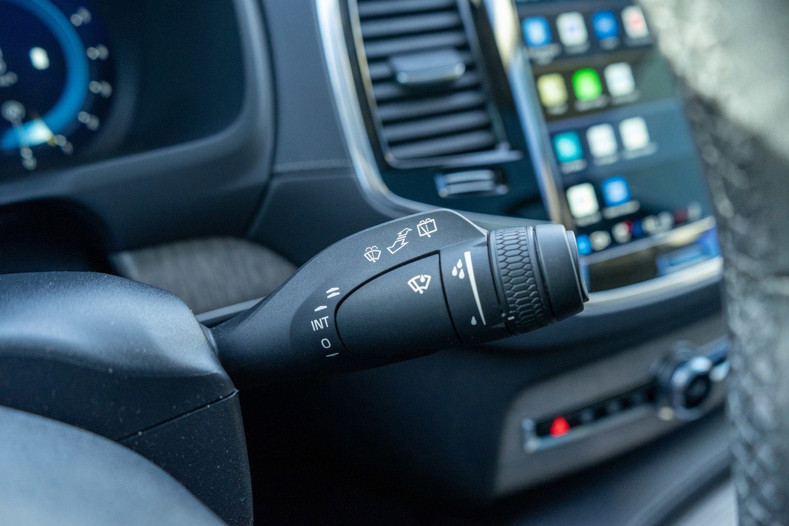 Used 2023 Volvo XC90 B6 Ultimate image 29