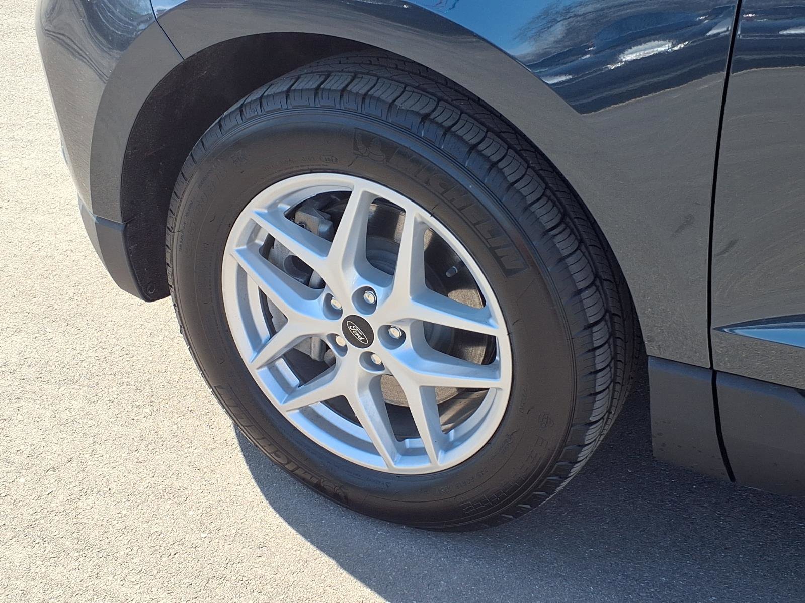 Used 2024 Ford Edge SEL w/ Convenience Package image 29