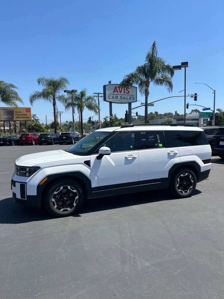 Used 2025 Hyundai Santa Fe SEL image 4