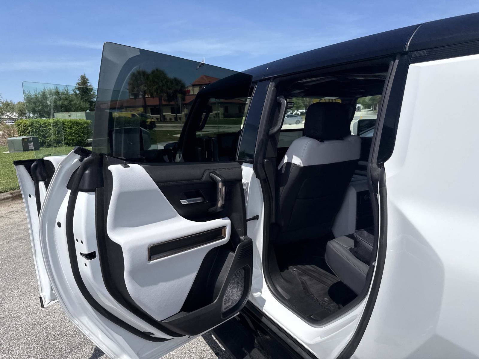 Used 2025 GMC Hummer EV 3X AWD/4WD image 12