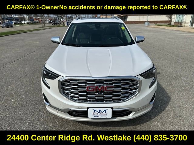 Used 2020 GMC Terrain Denali w/ Denali Premium Package AWD/4WD image 2