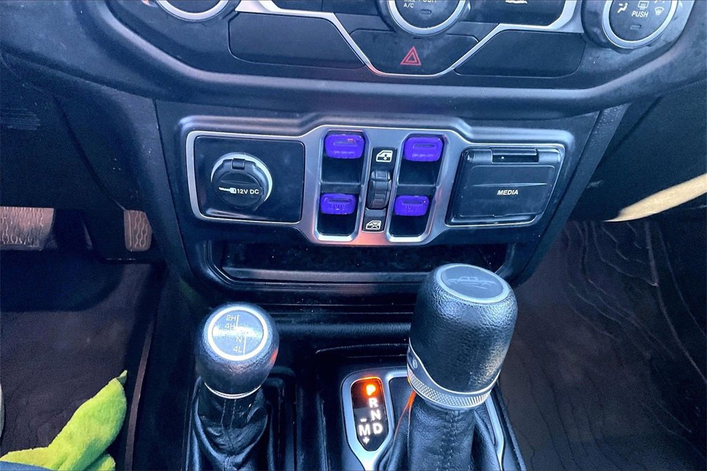 Used 2020 Jeep Gladiator Sport w/ Quick Order Package 24S image 32