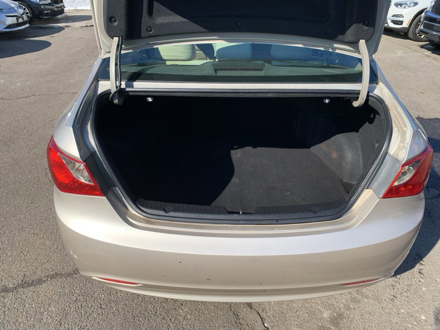 Used 2011 Hyundai Sonata GLS w/ Popular Equipment Pkg 2 FWD image 17