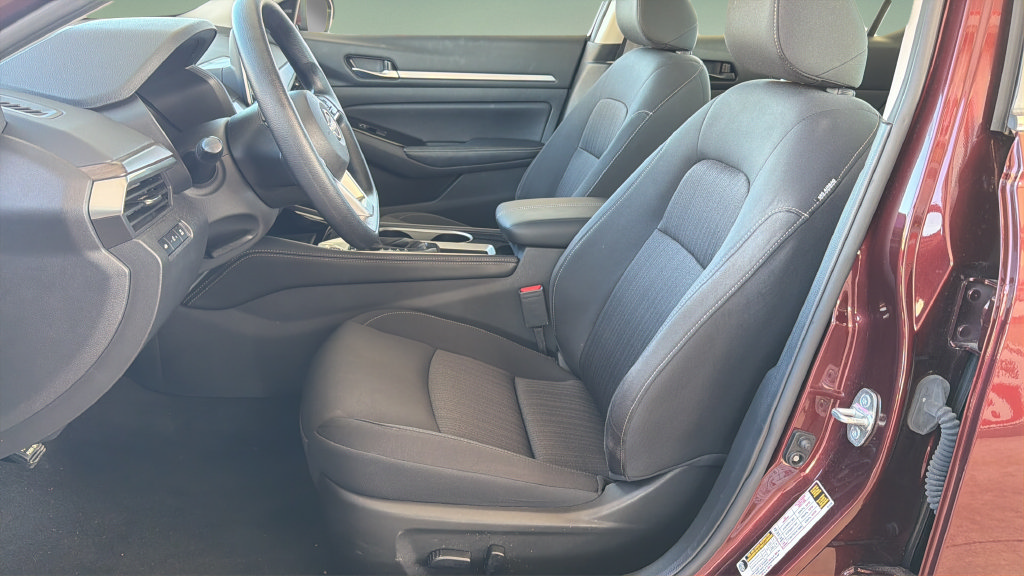 Certified 2024 Nissan Murano SV w/ SV Midnight Edition Package AWD/4WD image 22