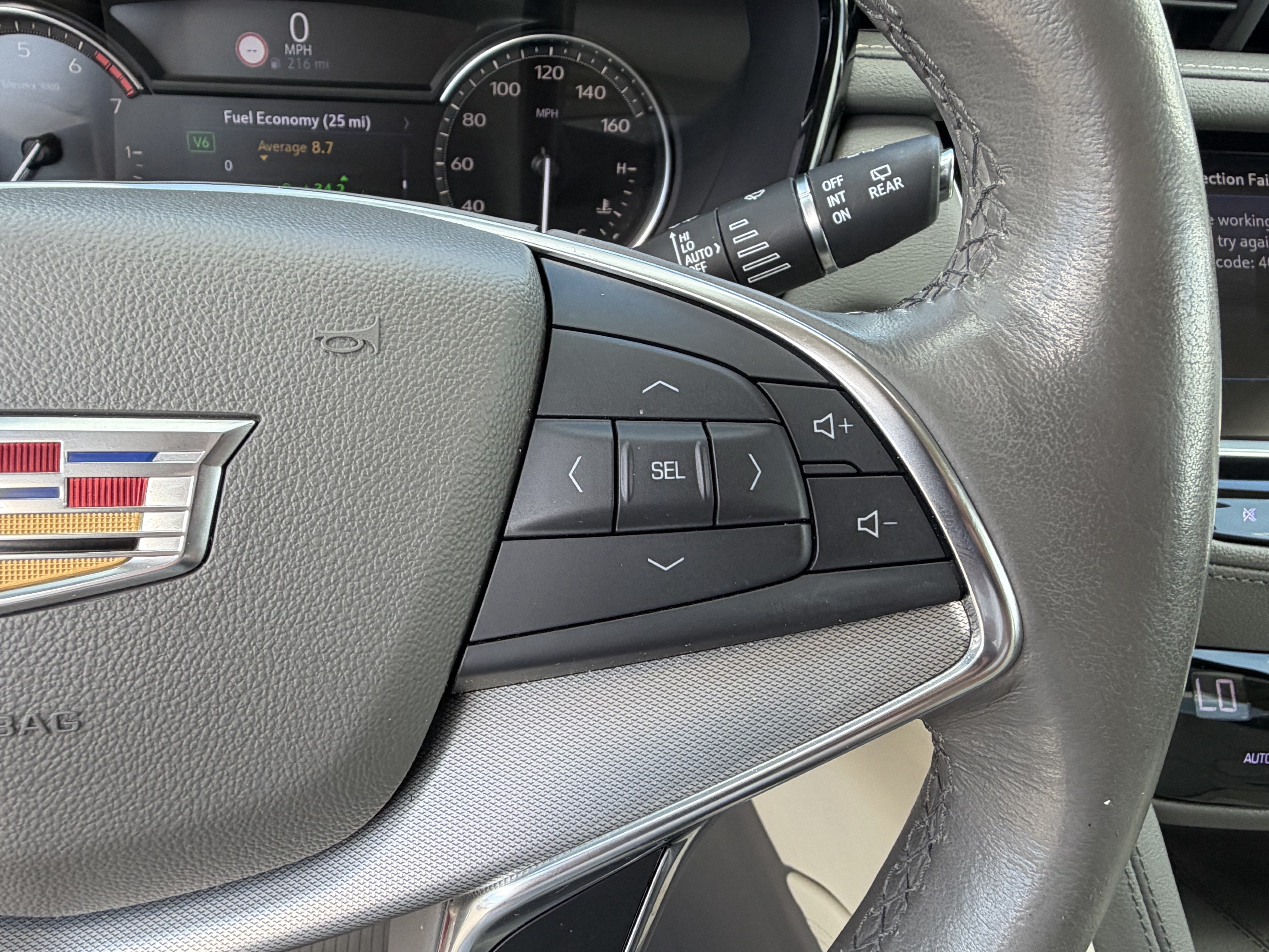 Used 2020 Cadillac XT5 Premium Luxury FWD image 30