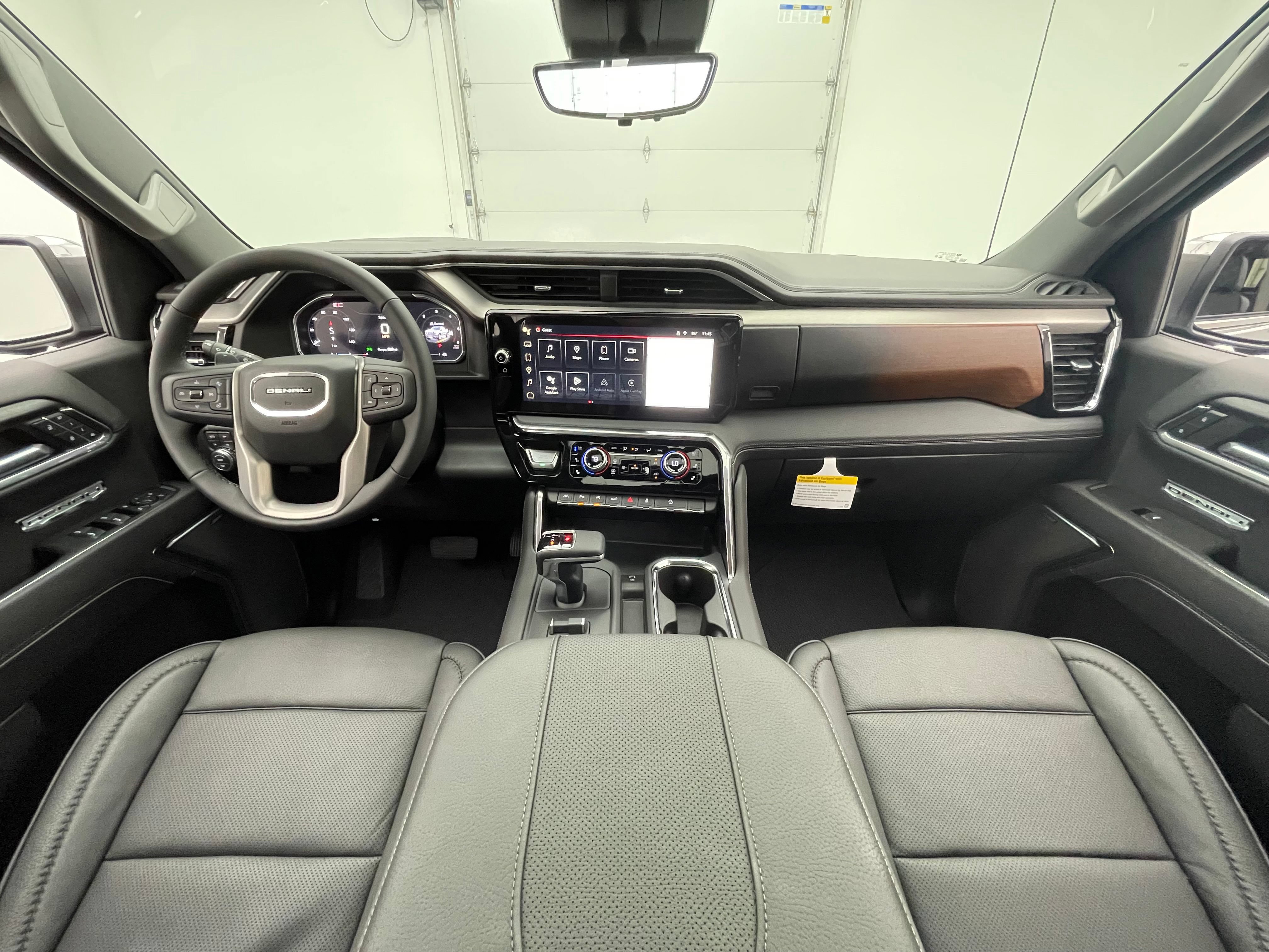 New 2026 GMC Sierra 1500 Denali w/ Denali Reserve Package AWD/4WD image 3
