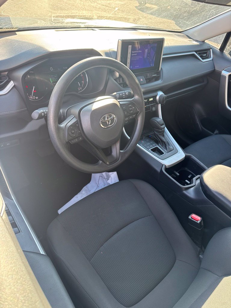 Certified 2025 Toyota RAV4 LE AWD/4WD image 2