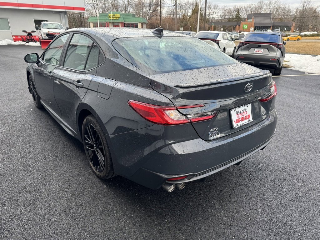 Used 2025 Toyota Camry SE w/ Convenience Package image 7