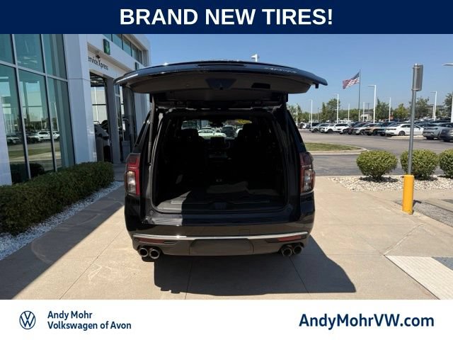 Used 2023 Chevrolet Tahoe Premier AWD/4WD image 8