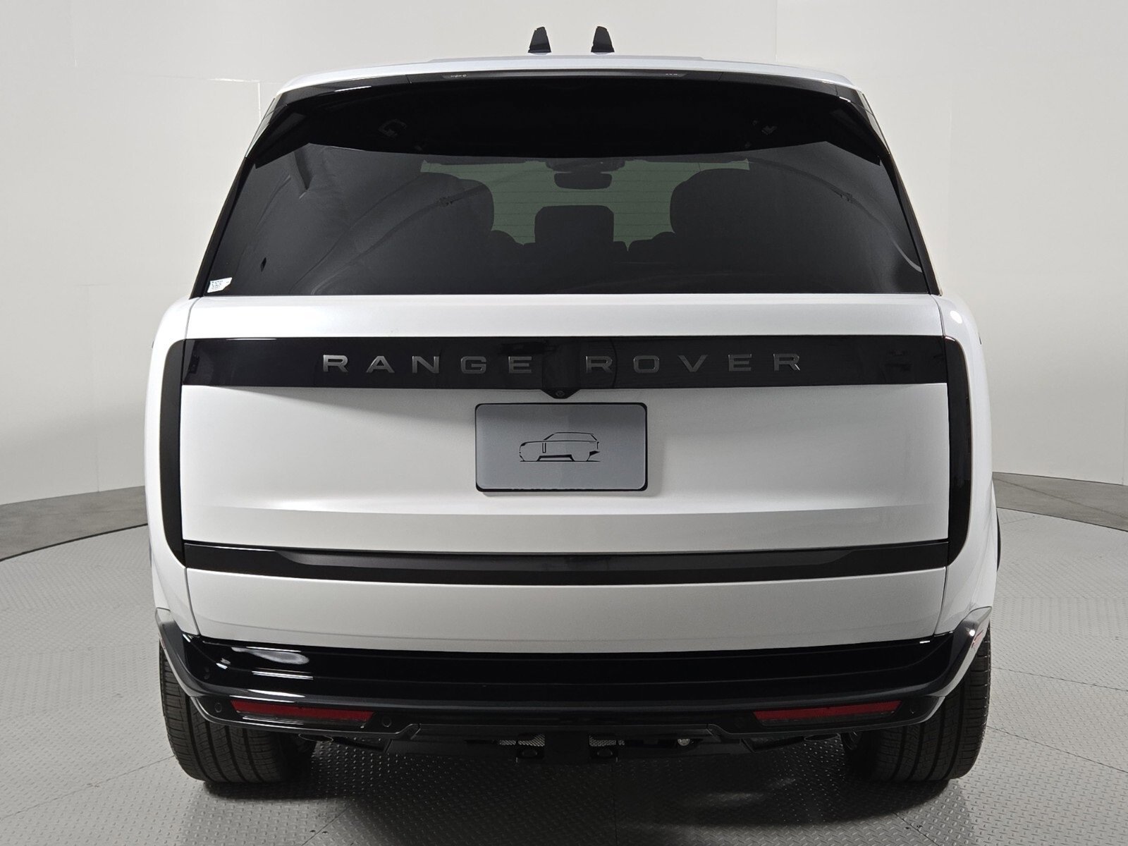 New 2025 Land Rover Range Rover Long Wheelbase SE image 7