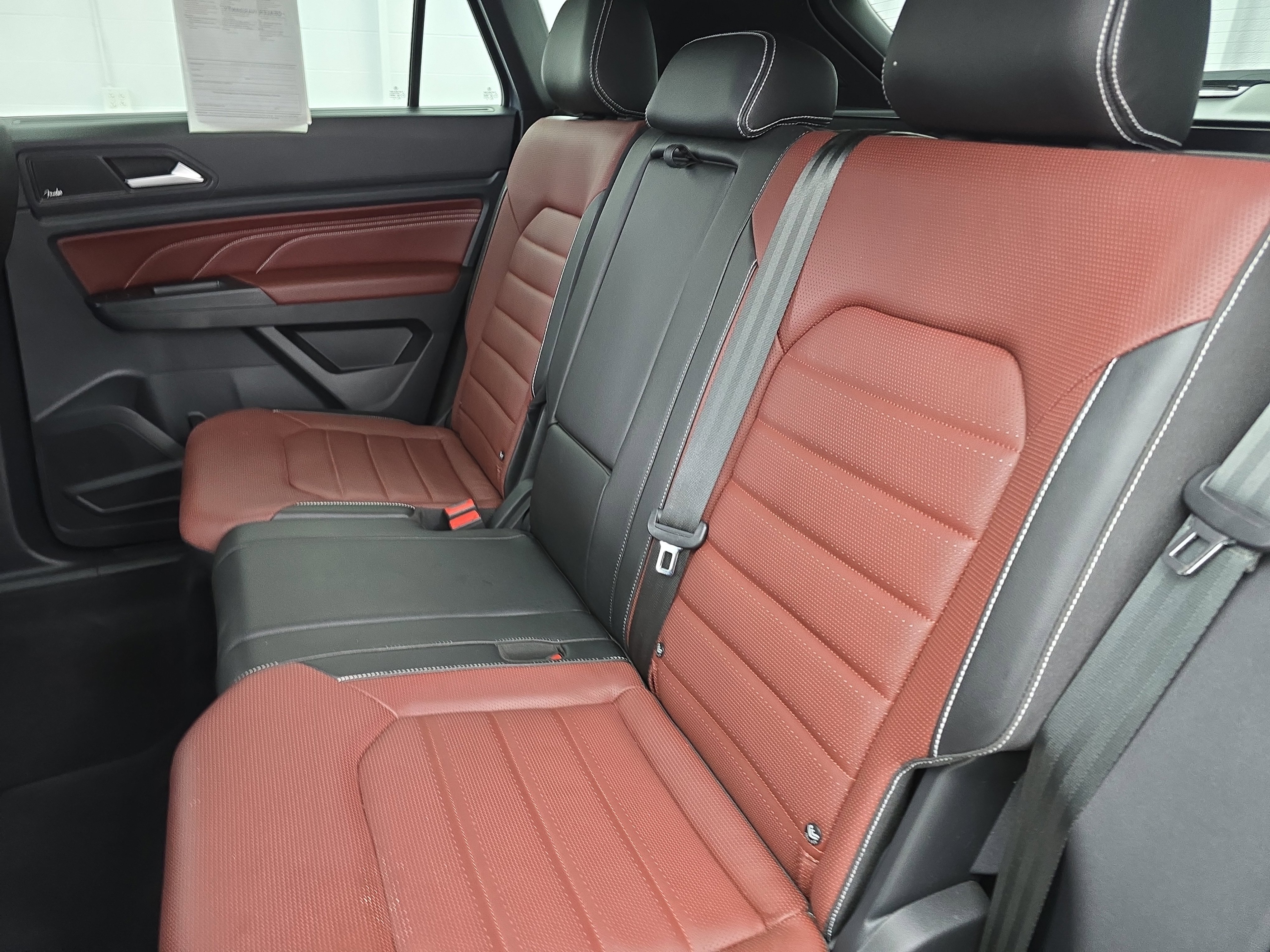 Used 2021 Volkswagen Atlas Cross Sport SEL Premium image 14