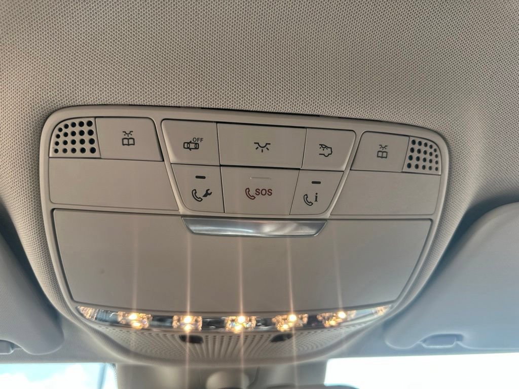 Used 2015 Mercedes-Benz C 300 Sedan image 27