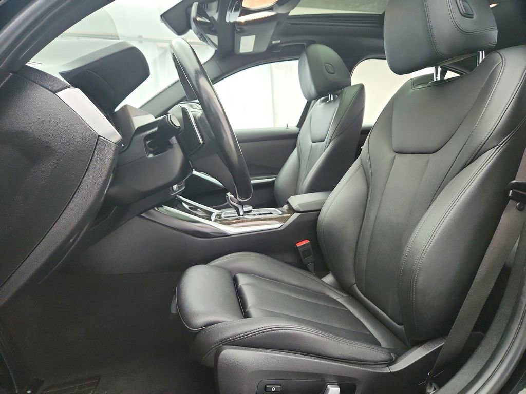 Used 2019 BMW 330i xDrive Sedan w/ Convenience Package AWD/4WD image 11