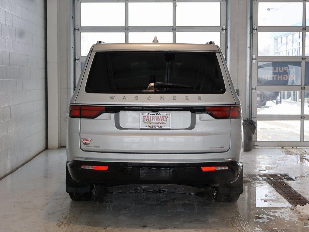 Used 2022 Jeep Wagoneer Series II w/ Premium Group I image 9