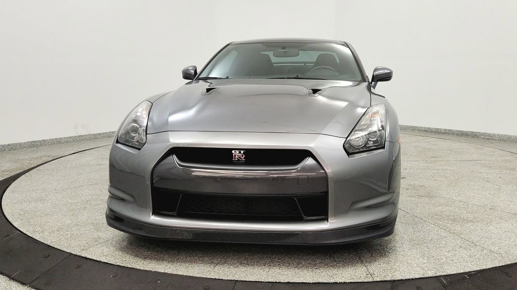 Used 2009 Nissan GT-R Premium AWD/4WD image 8