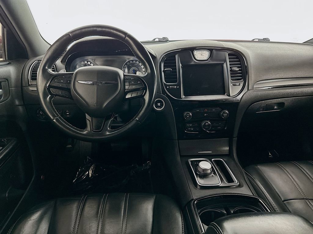 Certified 2016 Chrysler 300 S image 30