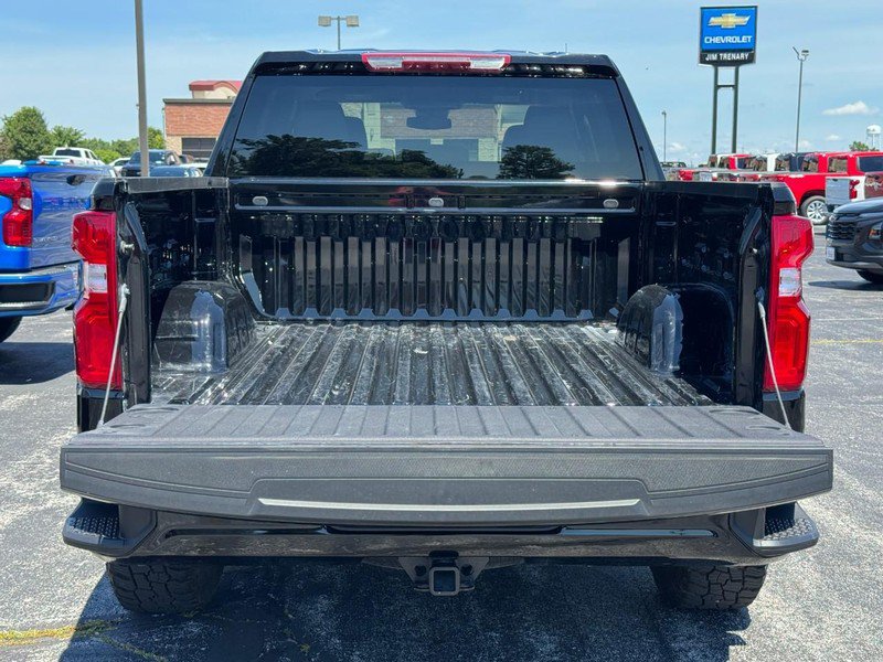 Used 2025 Chevrolet Silverado 1500 RST AWD/4WD image 5