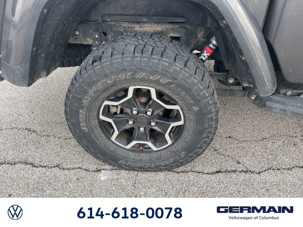 Used 2020 Jeep Gladiator Rubicon w/ Cold Weather Group image 17