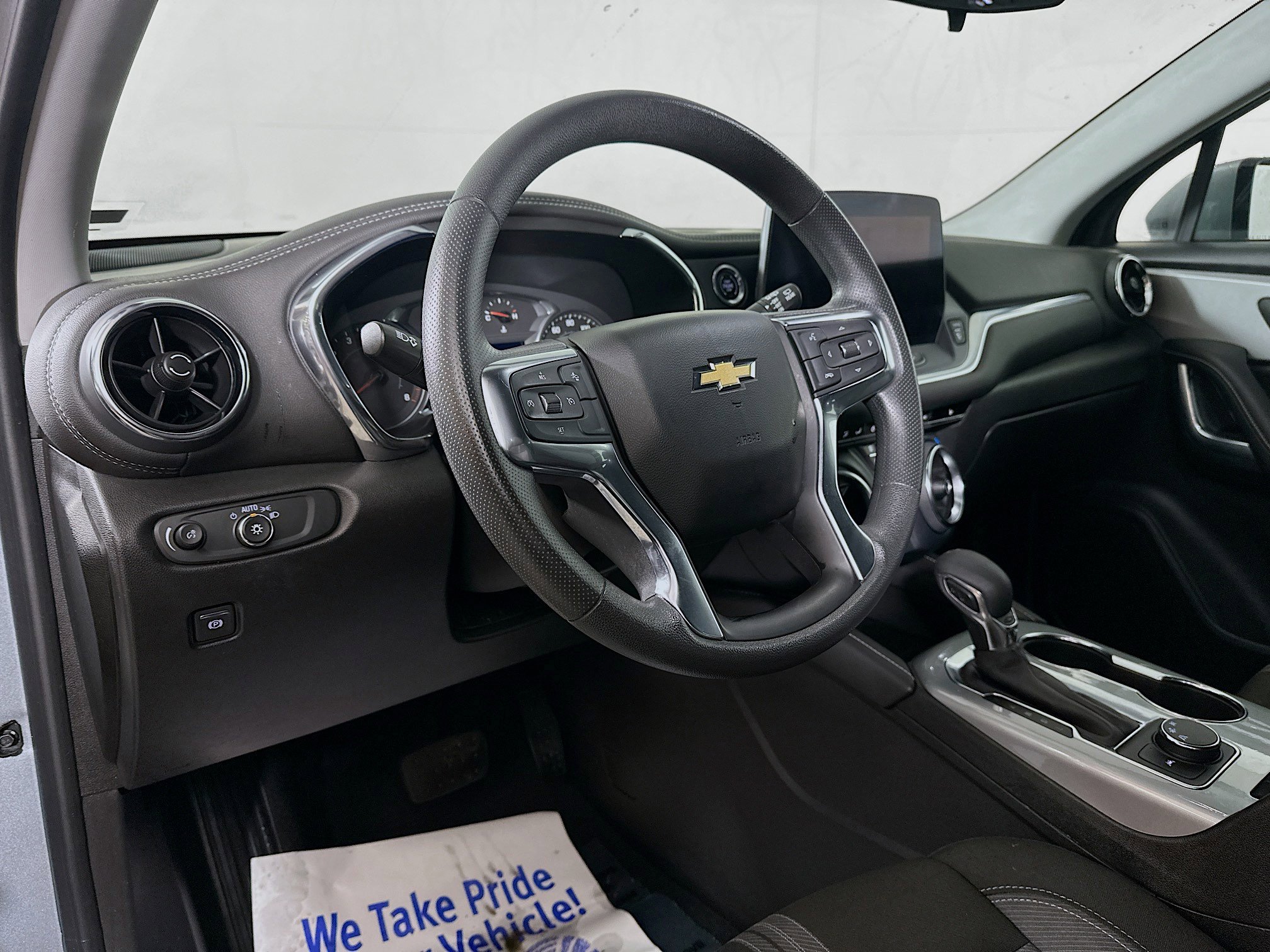 Used 2024 Chevrolet Blazer LT image 9