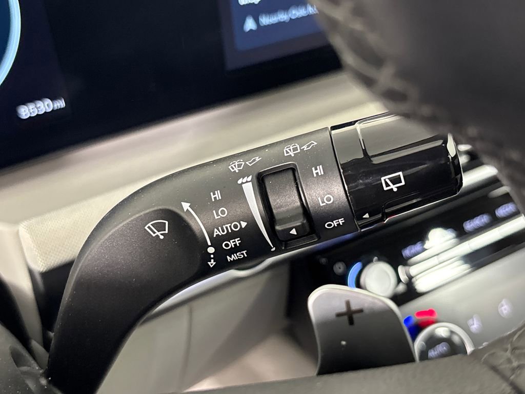 Used 2025 Hyundai Tucson Limited image 18