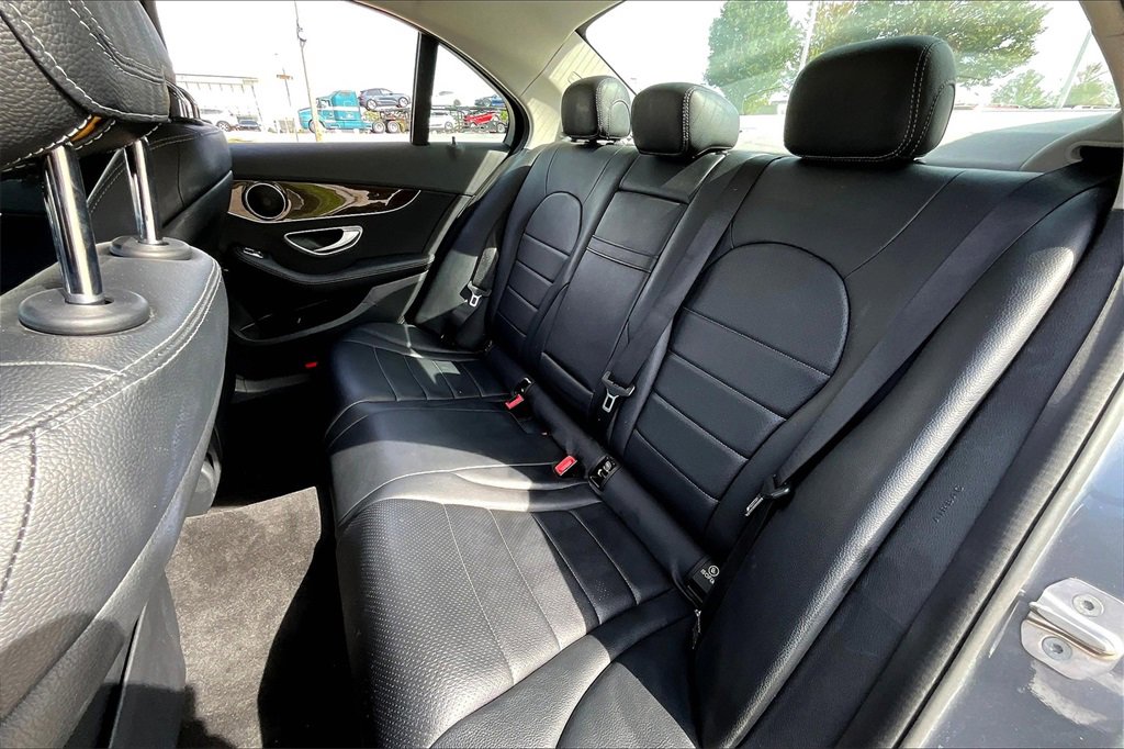 Used 2017 Mercedes-Benz C 300 4MATIC Sedan image 34