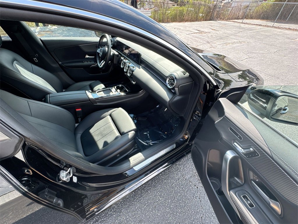 Used 2024 Mercedes-Benz CLA 250 CLA 250 w/ Exclusive Package image 31