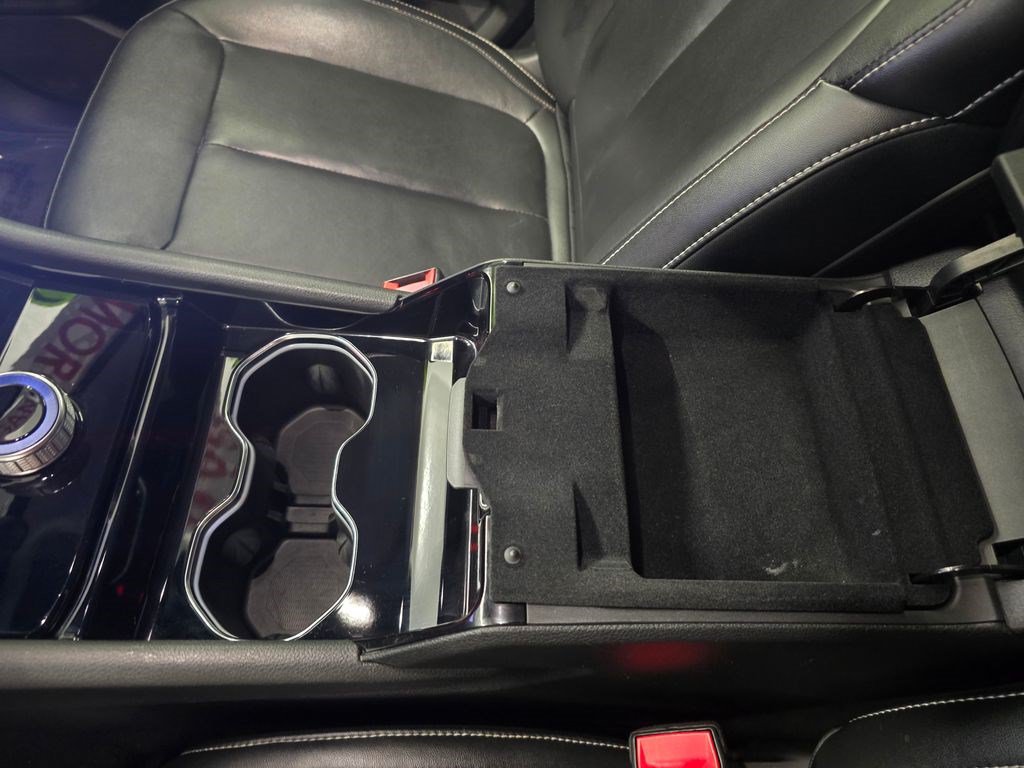 Used 2022 Jeep Grand Cherokee Limited RWD image 25