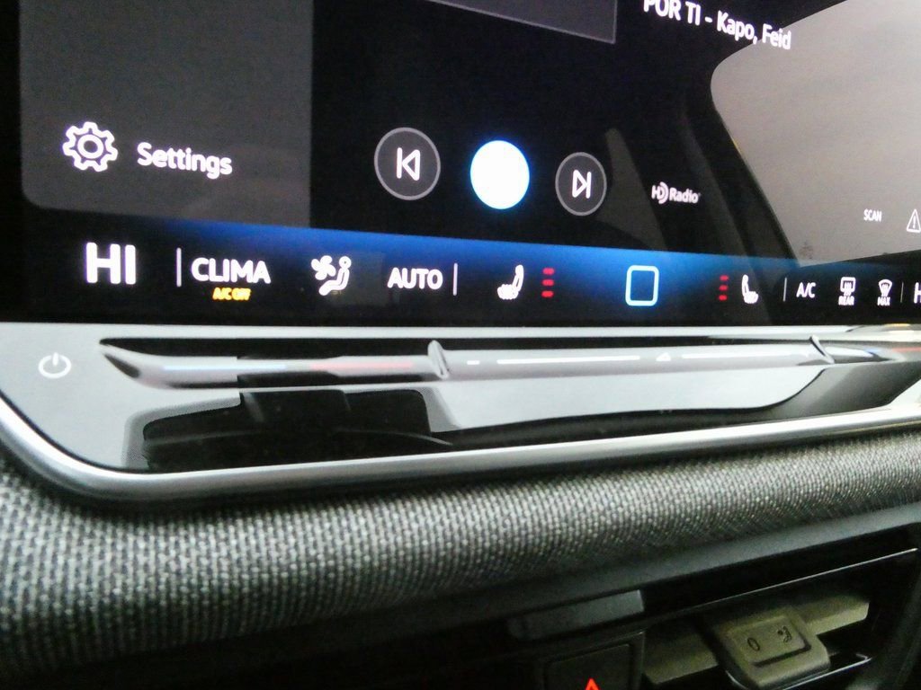 New 2026 Volkswagen Tiguan S AWD/4WD image 9