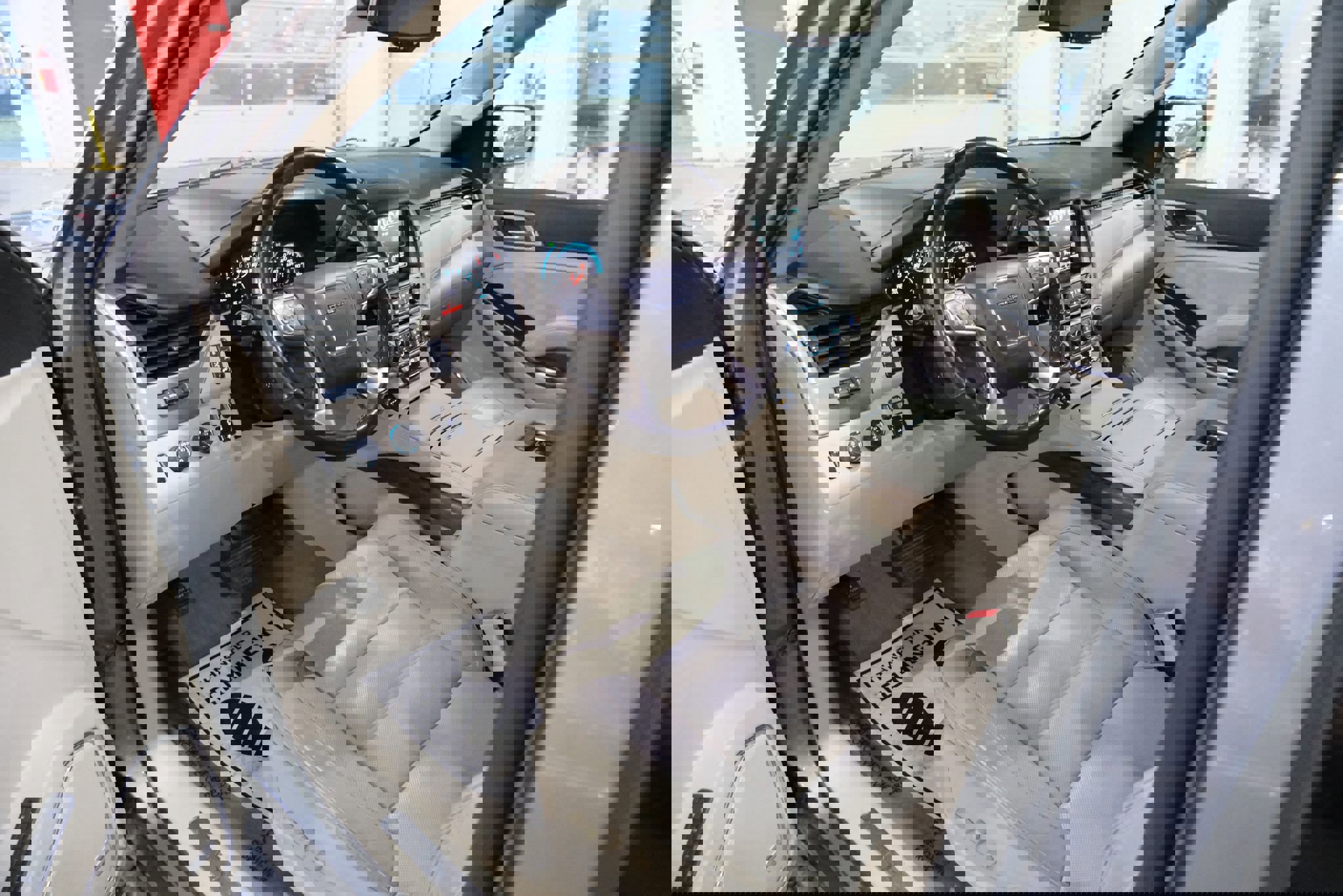 Used 2019 GMC Yukon XL Denali w/ Denali Ultimate Package image 17