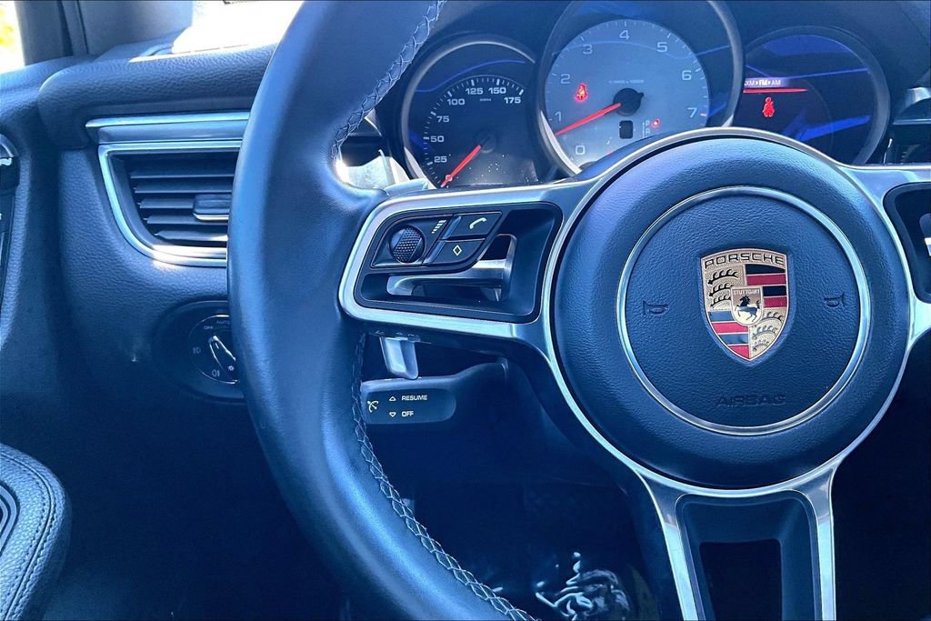 Used 2018 Porsche Macan S AWD/4WD image 23