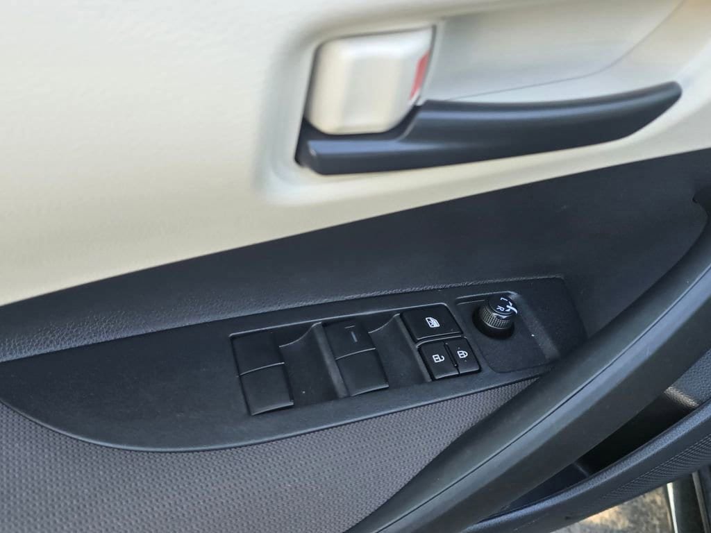 Certified 2022 Toyota Corolla LE FWD image 18