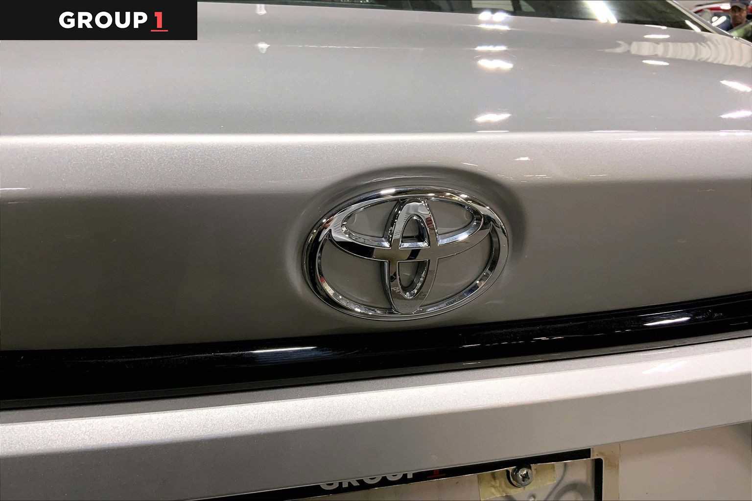 Certified 2025 Toyota Corolla LE FWD image 31