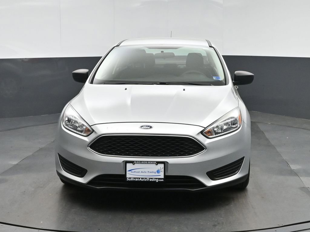 Used 2018 Ford Focus S image 2