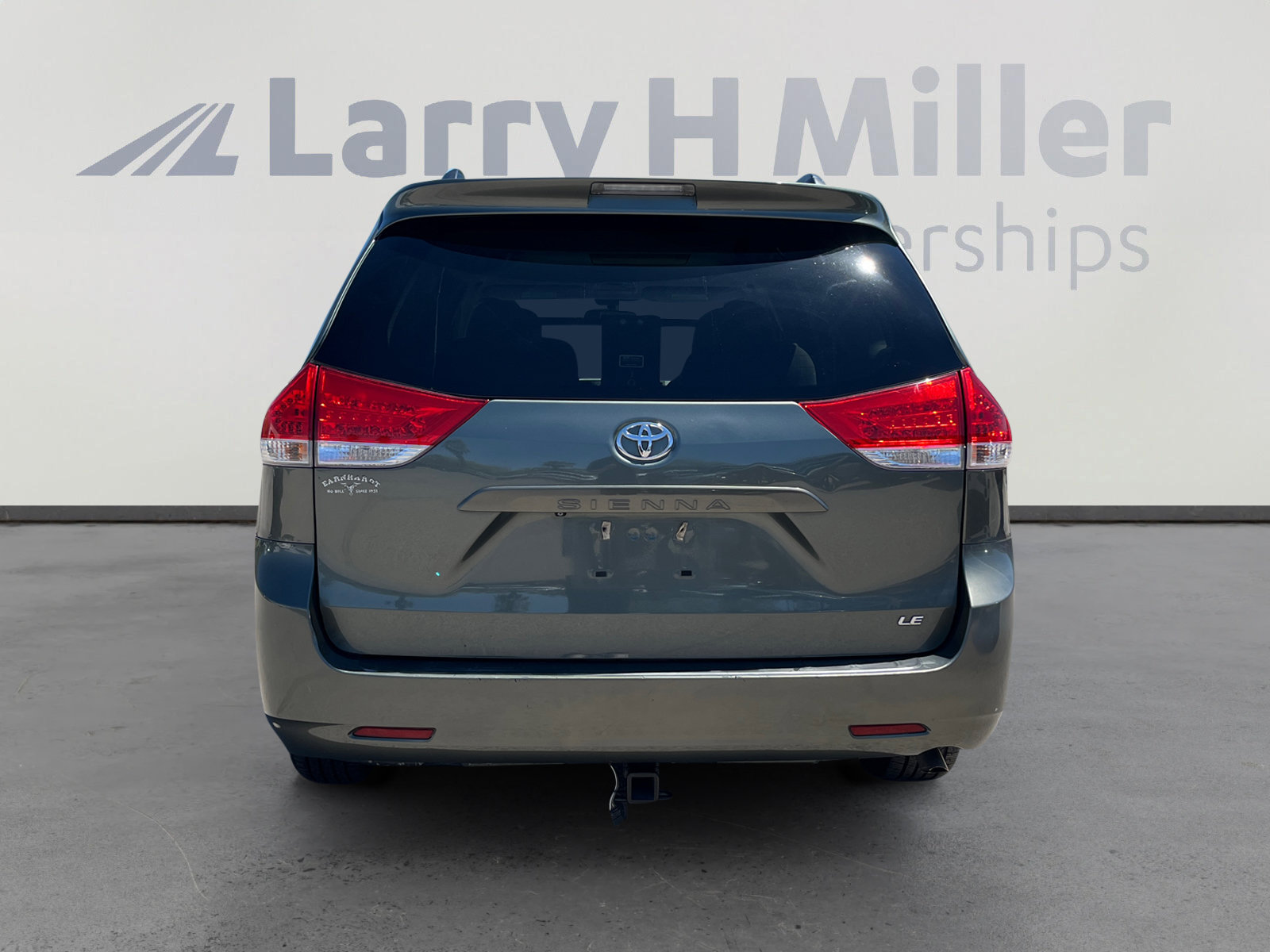 Used 2013 Toyota Sienna LE w/ Towing Pkg FWD image 4