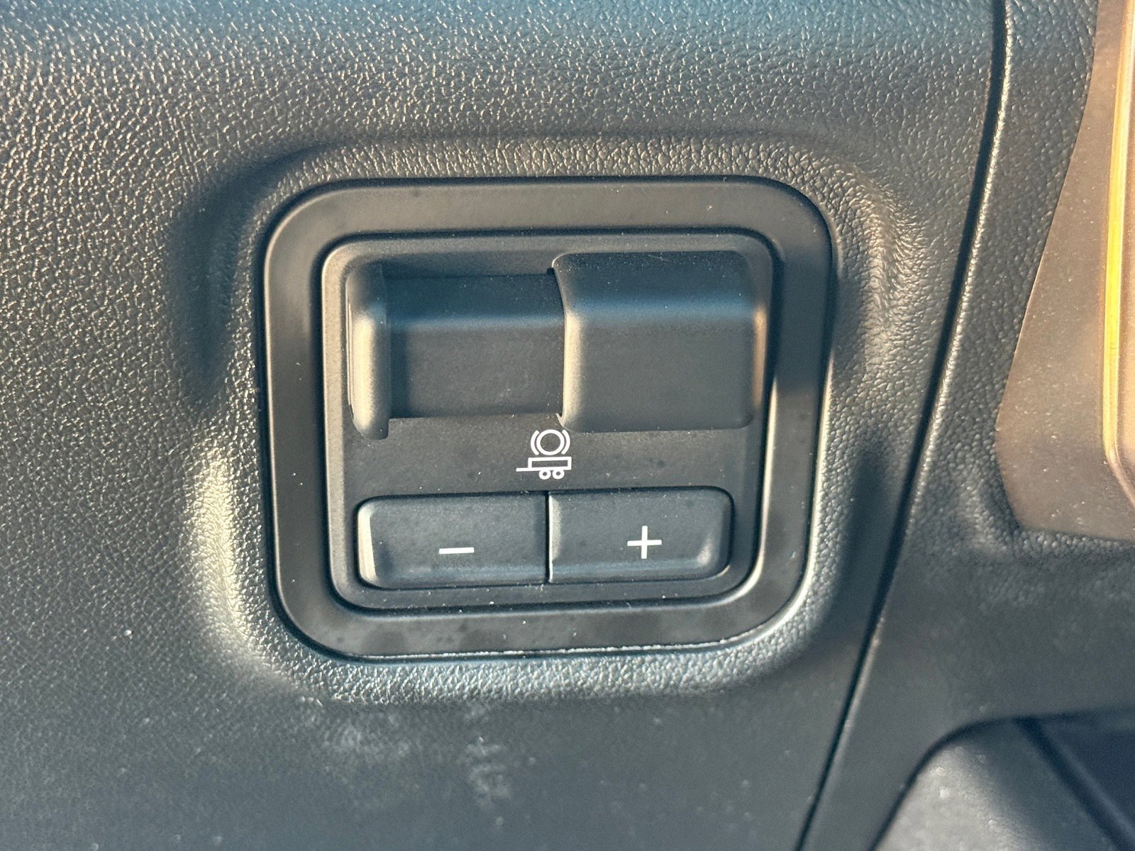 Used 2024 GMC Hummer EV 3X w/ Omega Edition image 21