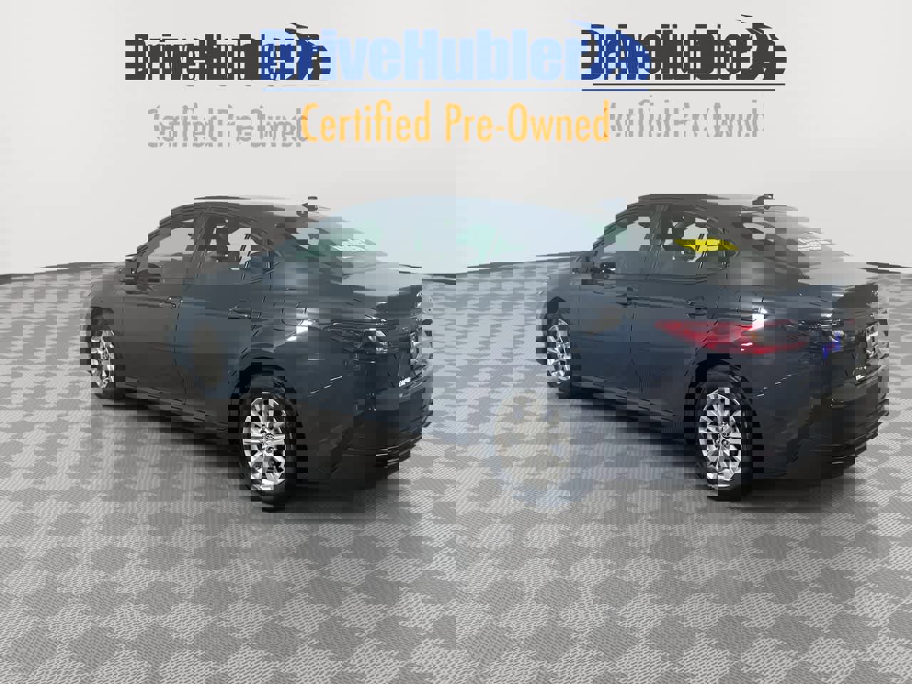 Used 2025 Toyota Camry LE image 8